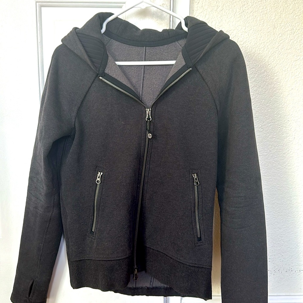 Lululemon Happy Yin Year Women’s Jacket Size 6